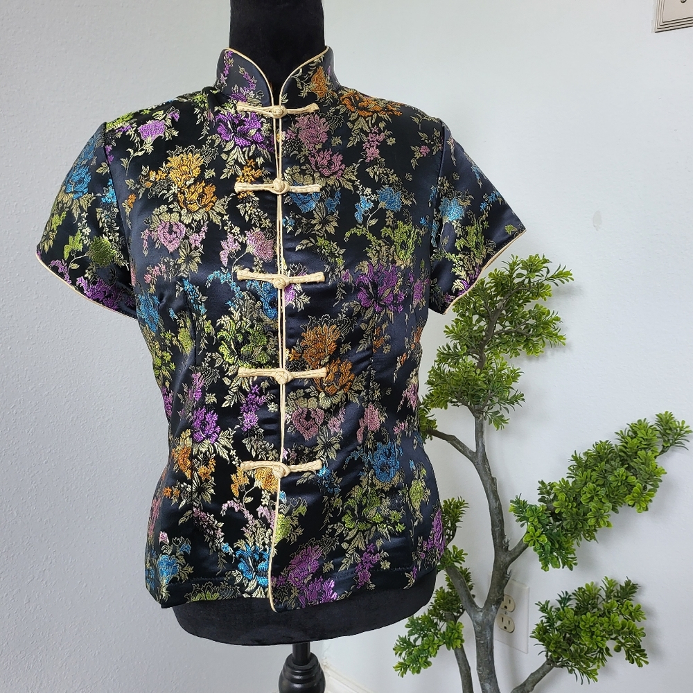 Eastern Collection Top